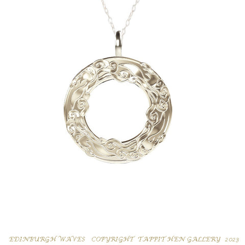 Edinburgh Waves Necklace in Silver