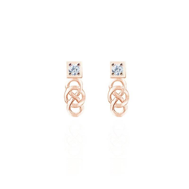 Celtic Earrings with Gem In Gold Vermeil Celtic Earrings with Gem In Gold Vermeil