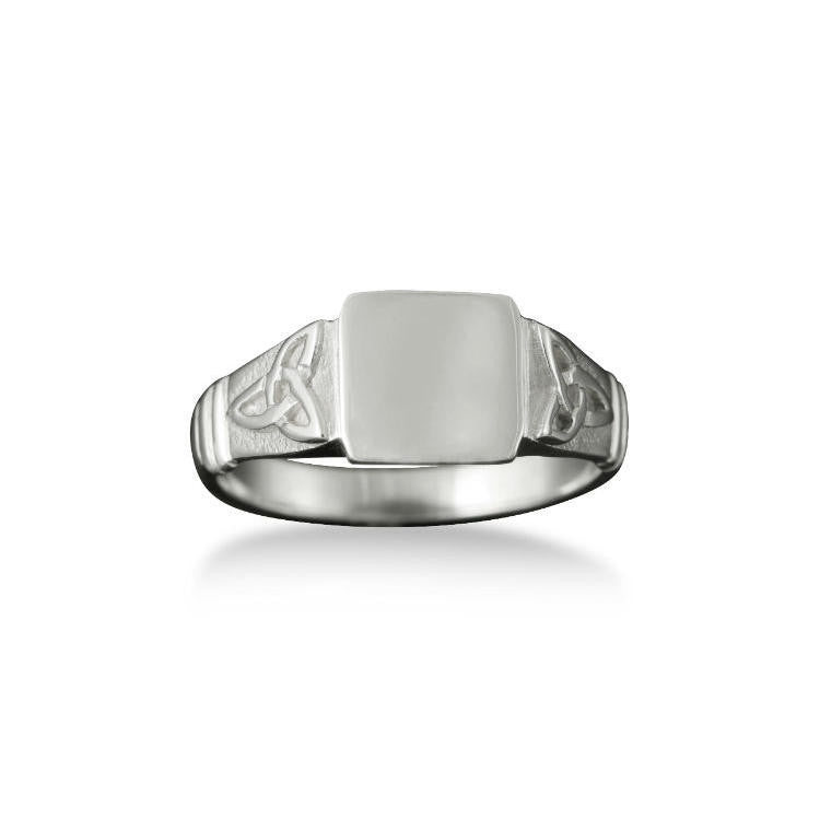 Small signet deals ring